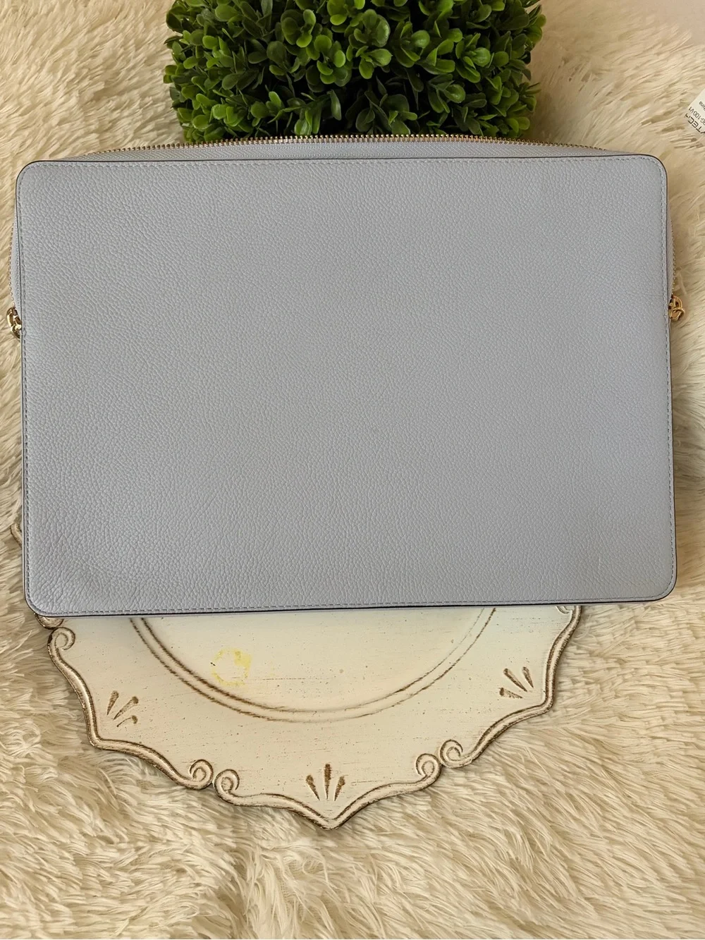 kate spade Pebbled Leather Laptop cover in Light Blue Gray